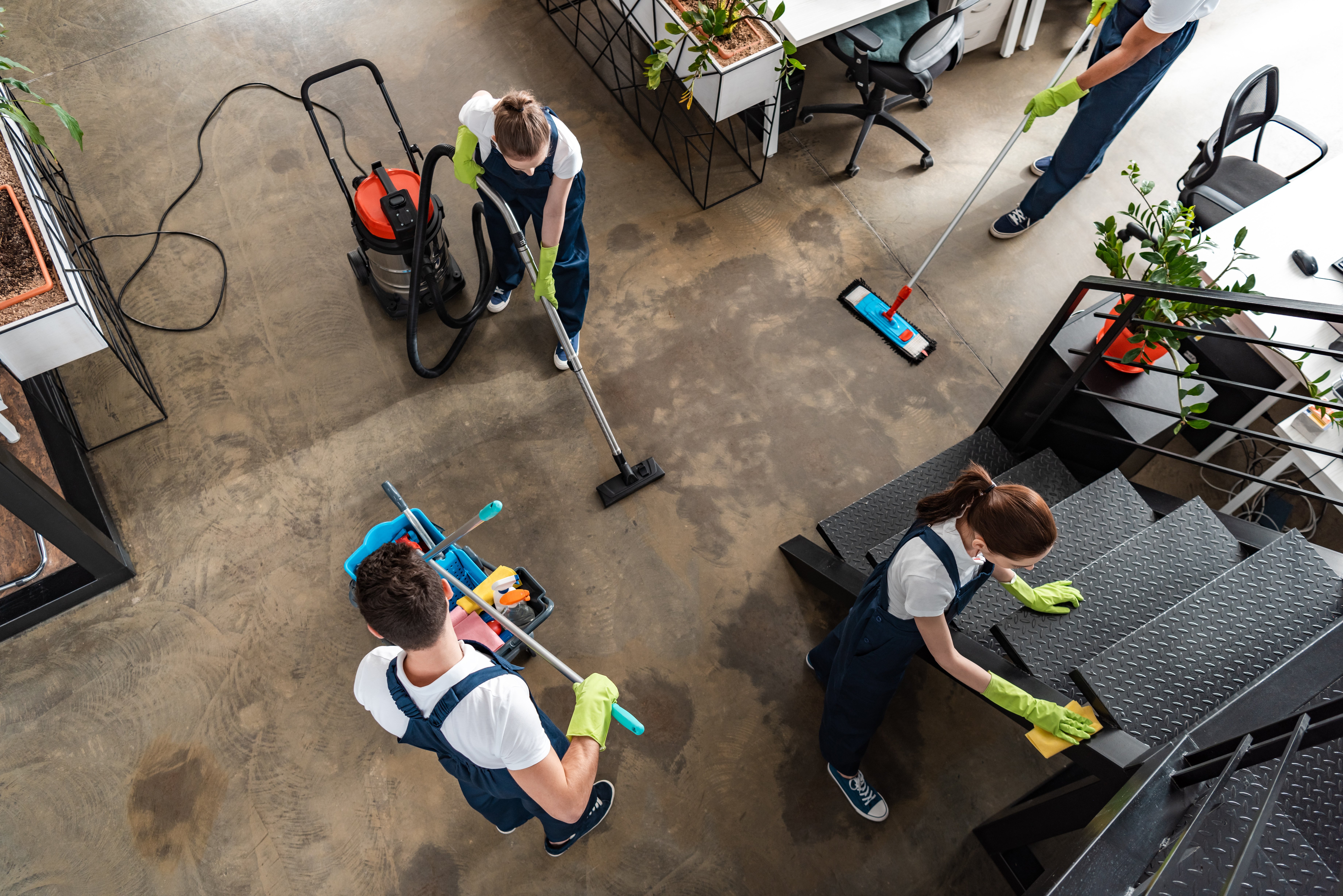 5 Signs It’s Time to Elevate Your Commercial Cleaning with Automation